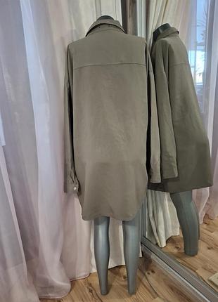 Класна на кнопках картата 👕 5