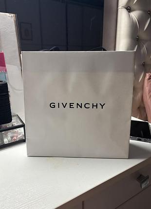 Пакет givenchy
