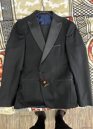 Смокінг чоловічий cortigiano in bottega чорний