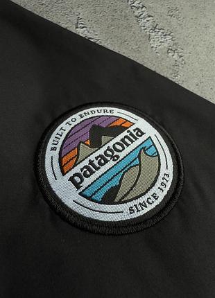 Брендова вітрівка 9