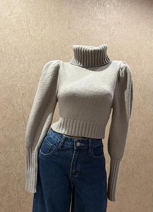 Укорочений светр zara з пишними рукавами та високим горлом (розмір m)
