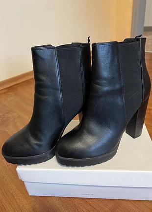 Напівчобітки шкірзам zara