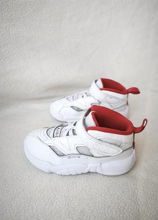Оригинал! кожаные кроссовки nike jordan  р. 27 стелька 17,5 см