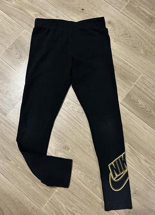 Спортивні лосіни nike