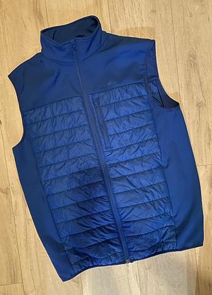 Жилетка mountain warehouse 6