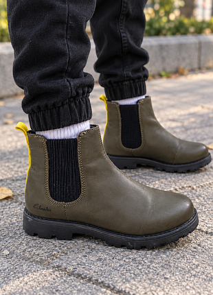 Ботинки 29 размер, clarks