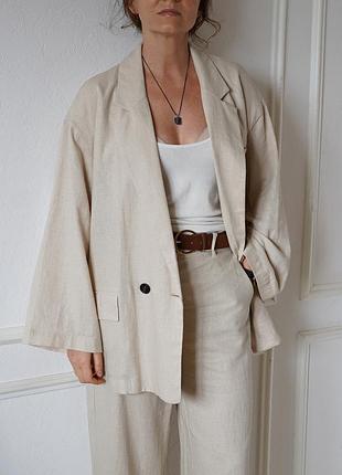 Легкий двубортный блейзер из льна zara