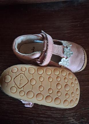 Балетки для дівчаток clarks рожеві 4