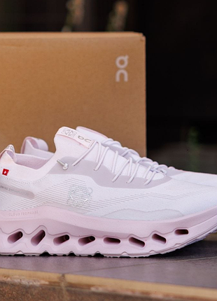 Running cloudtilt pale pink