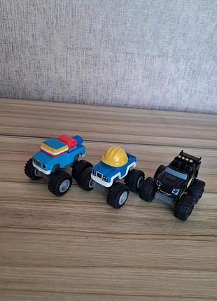 Металеві машинки блиск і чудо машинки blaze & the monster machines