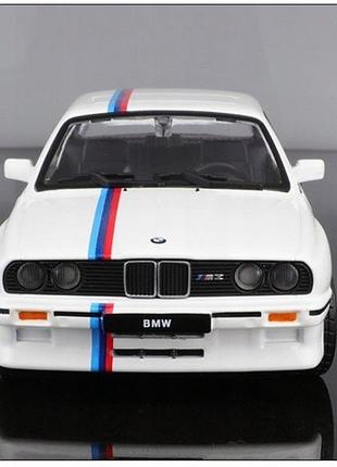 Bmw m3 e30 1988 1:24 біла модель bburago 18-21100 3