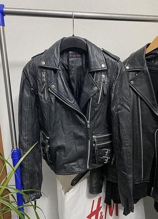 Шкіряна косуха miss selfridge leather унікальна куртка створена для міленіалів шкіра натуральна кожа