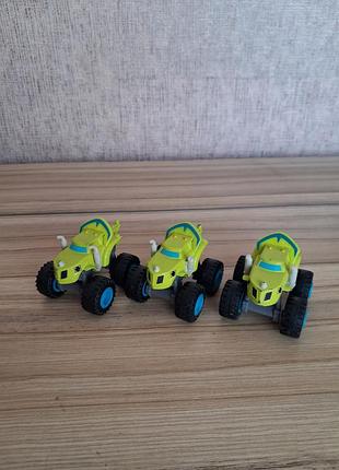 Металеві машинки блиск і чудо машинки blaze & the monster machines