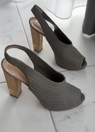 Босоніжки bally оригінал 5