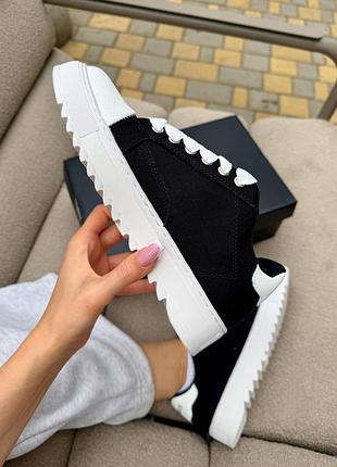 Numeris atelier black