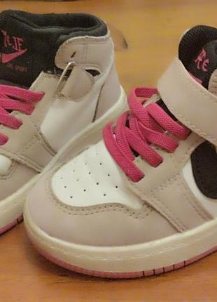 Кросівки дитячі nike білі з рожевим, розмір 26, довжина устілки 16 см