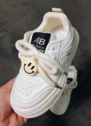 Кросівки  "смайл" white р. 26 - 30