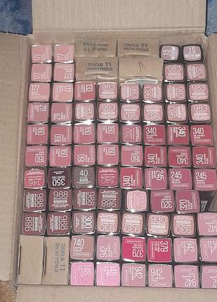 Помада для губ maybelline, різні відтінки