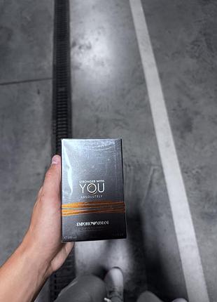 Emporio armani stronger with you absolutely — это 100 мл парфюма для мужчин с восточным фужерным характером