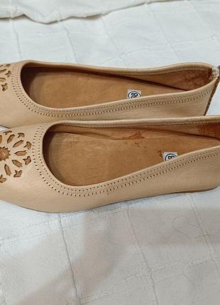Натуральні шкіряні балетки / бабуші з різьбленням (moroccan leather / vrai cuir fes)