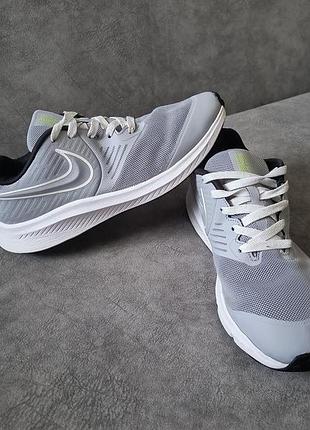 Кросівки nike оригінал 40р.