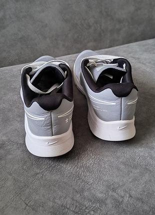 Кроссовки nike оригинал 40р. 5