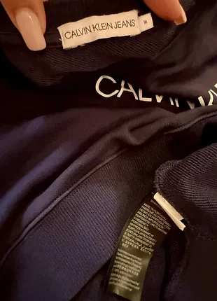 Свитшот calvin klein женский 3
