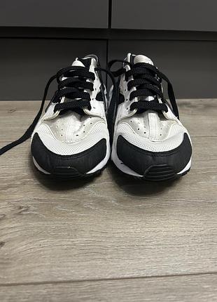 Кросівки nike huarache 3