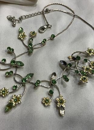 🌿💚✨ вінтажне  кольє « квітучий настрій» квіти оливкові стрази та свіже сяйво ✨💚🌿