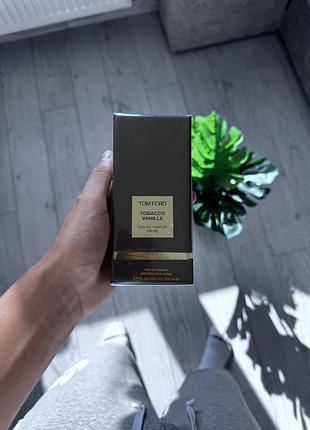 Tom ford tobacco vanille – це 100 мл парфумованої води (eau de parfum) унісекс.