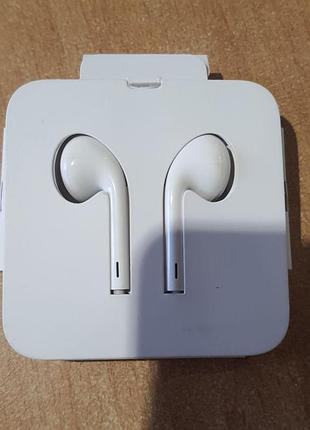 Навушники earpods з комплекта нового айфона