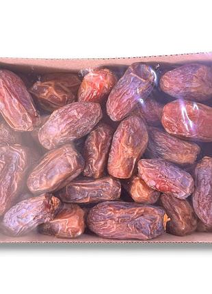 Финики королевские меджул auron royal medjool dates extra class 1 кг (саудовская аравия)