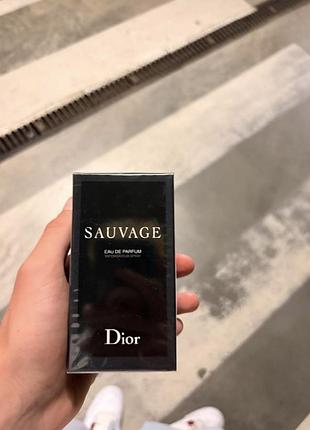 Dior sauvage – це 100 мл парфумованої води для чоловіків
