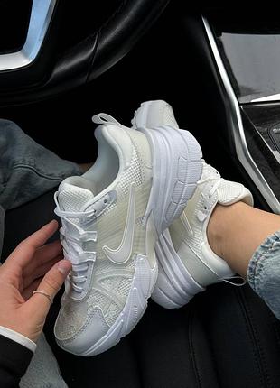 Nike v2k run premium 4