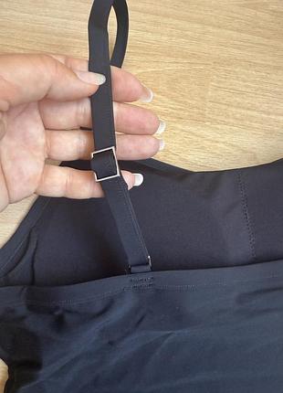 Новый купальник h&m моделирует фигуру 5
