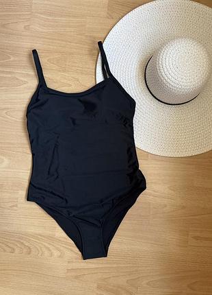 Новый купальник h&m моделирует фигуру 3