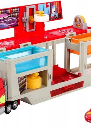 Disney cars "маніек мобільний автомобільний лакувальник" автомобіль з відкривною причіпом