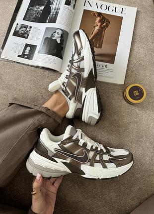 Nike air max tailwind 5 x skepta black gold 3