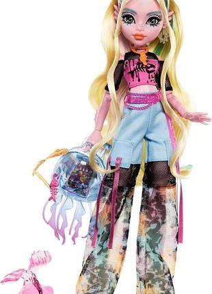 Monster high lagoona blue лялька в сітчастій футболці та бойовках з фігуркою рибки нептуни рюкзаком «закускою» та блокнотом hxh75