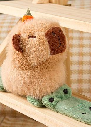 Игрушка браслет капибара на крокодиле для детей (l_14388)