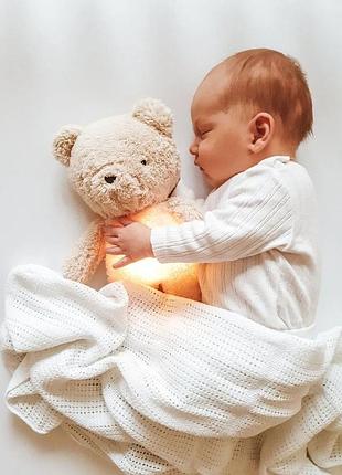 Шумова ведмежа-сонничка бежева з механізмом 5в1 лампою звуками мелодіями іграшка для обіймання для дітей