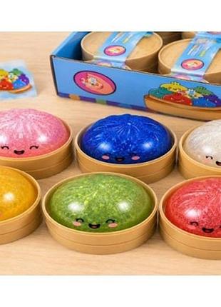 Игрушка-антистресс сквиш пельмень mystery dumpling маленький 5.5 см в коробочке сюрпризе