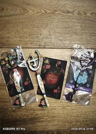 Коллекционный ключ из магазина disney store белоснежная цена за один дисней
