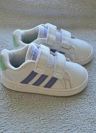 Кроссовки 22р. adidas 4
