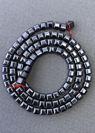 Бусини гематит кубик на нитці d-4мм+- l - 40см+-