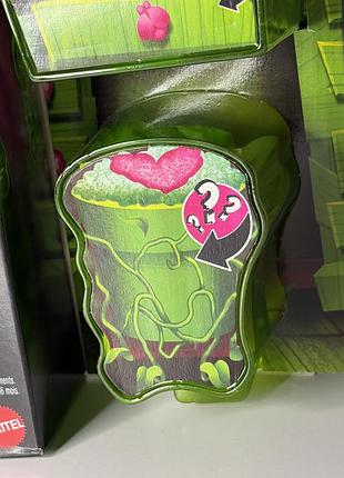 Колекційна лялька monster high g3 — venus mcflytrap із серії «self-scare secrets» (skulltimate secrets / секрети моторошних таємниць) 9