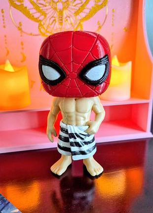 Людина-павук spiderman у рушнику, висота 14 см