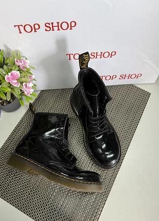 Оригинальные ботинки кожаные лакированные dr.martens