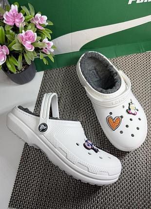 Оригінальні шльопанці крокс crocs з хутром