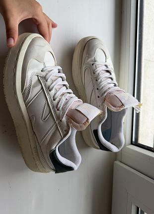 Кросівки жіночі new balance і kappa